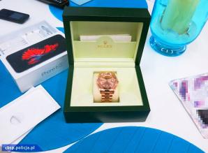 Kilkadziesiąt wyłudzeń „na wnuczka” w Niemczech, Austrii i Szwajcarii – policjanci CBŚP rozbili zorganizowaną grupę!