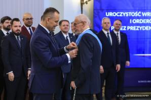 [VIDEO] Prezydent wręczył Ordery Orła Białego i Ordery Odrodzenia Polski