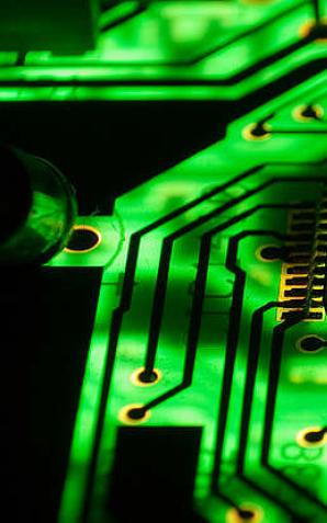 Cyfryzacja Polski – oszczędności i korzyści