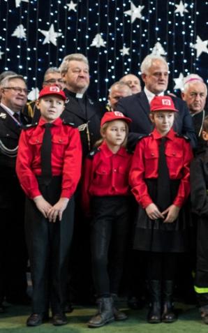 Premier Beata Szydło: Niektórzy politycy zapomnieli o tym, że trzeba szanować innych, że trzeba być odpowiedzialnym za Polskę
