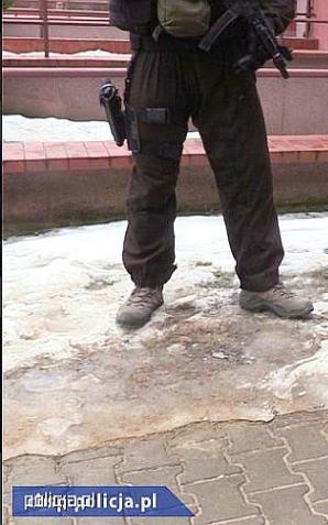 [VIDEO] Podwójne uderzenie CBŚP w agencje towarzyskie i sutenerów!