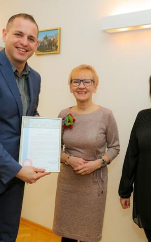 Zielona Góra: Regionalne Centrum Animacji Kultury o organizacji Międzynarodowego Festiwalu Folkloru Oblicza Tradycji