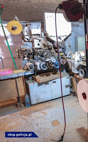 [VIDEO] CBŚP zlikwidowało fabrykę papierosów