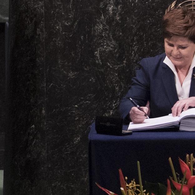 Uroczystość podpisania Porozumienia Paryskiego z udziałem premier Szydło