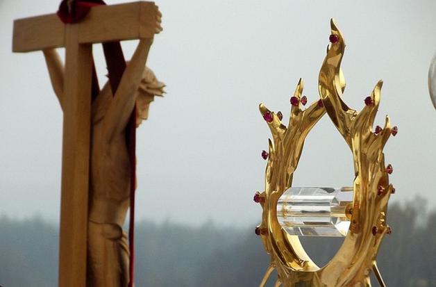 Na całym świecie początek Roku Wiary