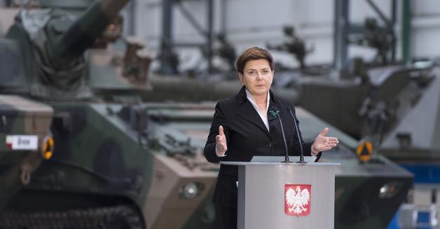 Premier Szydło w Stalowej Woli: Chcemy budować polską gospodarkę w oparciu o polski potencjał