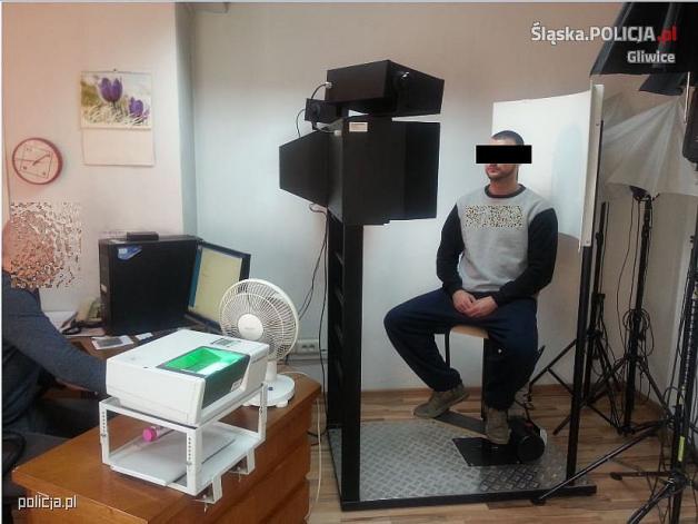 Pobili czarnoskórych studentów Politechniki Śląskiej w Gliwicach. Wpadli w ręce policji! 