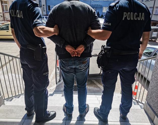 [VIDEO] Nagrywał kobietę w przymierzalni, został zatrzymany